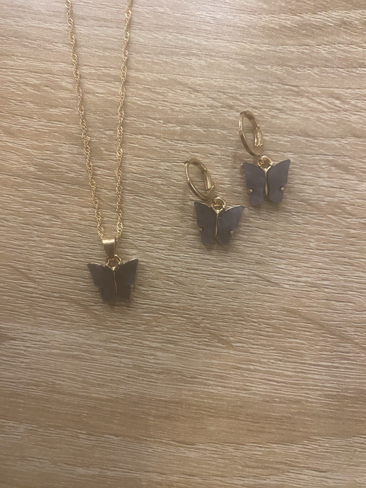 Black butterfly and earrings set