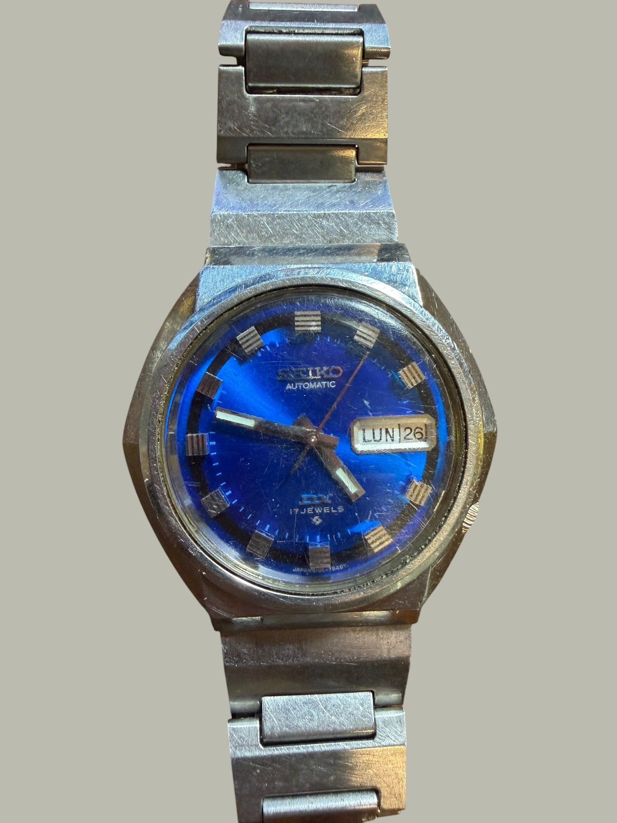 Vintage Seiko Automatic 17 Jewels Blue Dial Day Date Stainless Steel Wristwatch