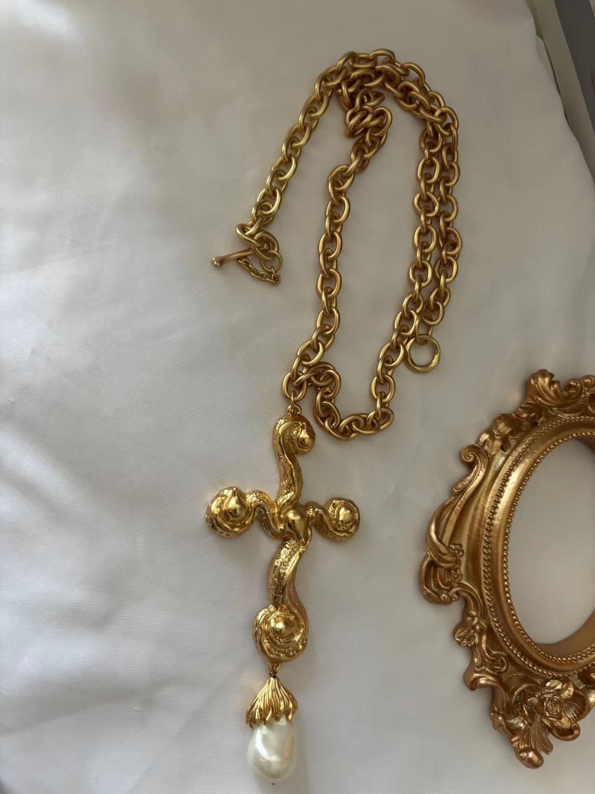 🎁Schiaparelli Women Retro Baroque Pearl Gold Plate Necklace Pendant Lover Gift