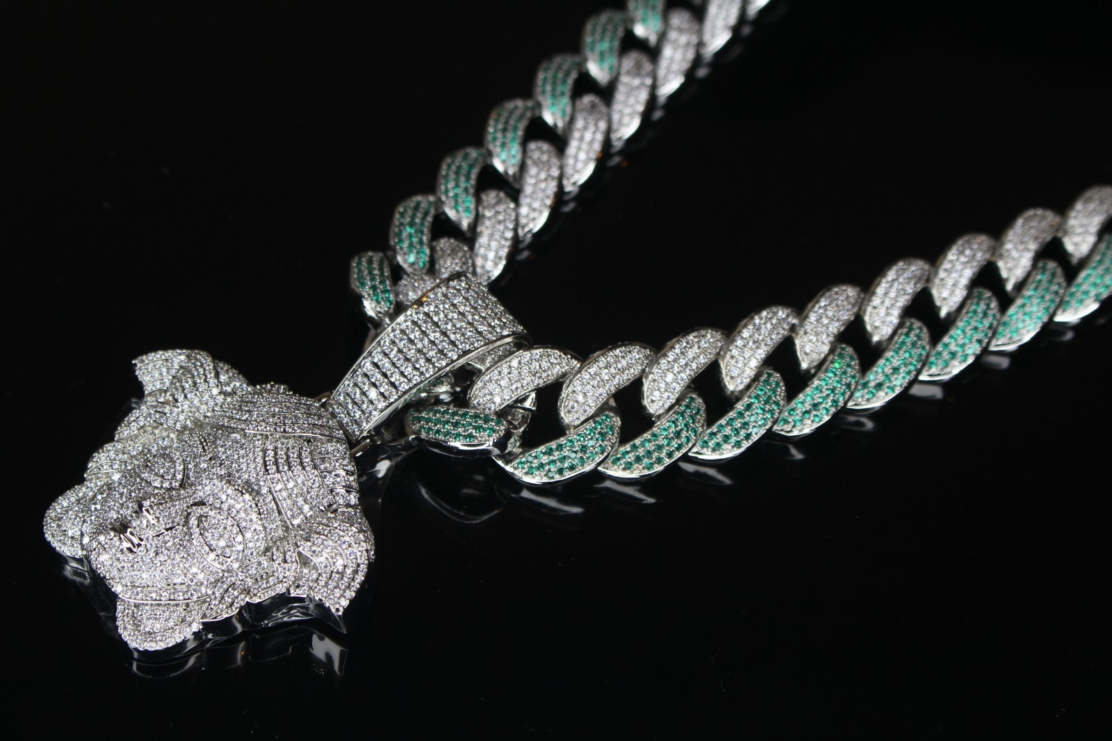 14k STAMPED 16mm 2-Tone GREEN Cuban Miami Necklace 124ct Lab Sim Diamond MEDUSA