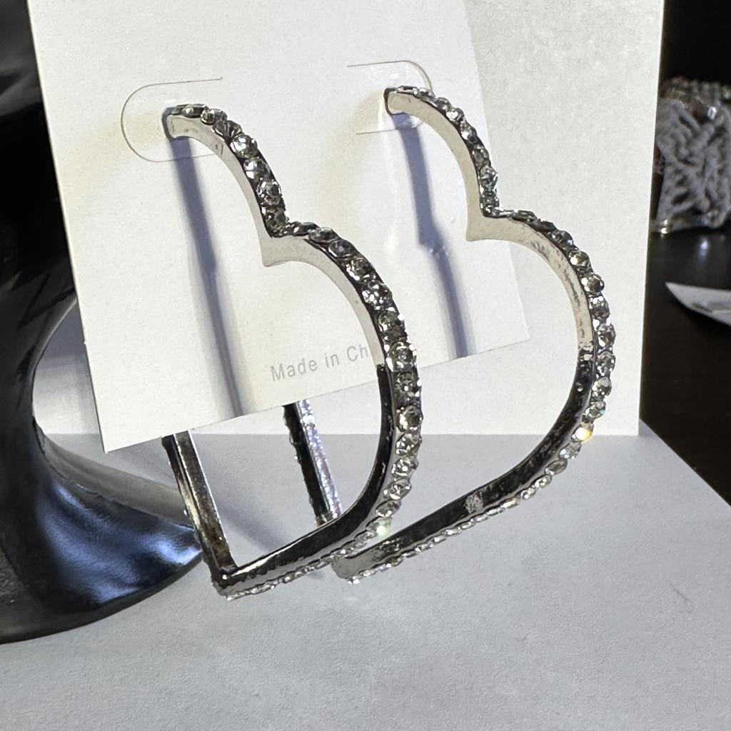 Heart shaped Earrings surrounded with CRZ – RS5-36-39