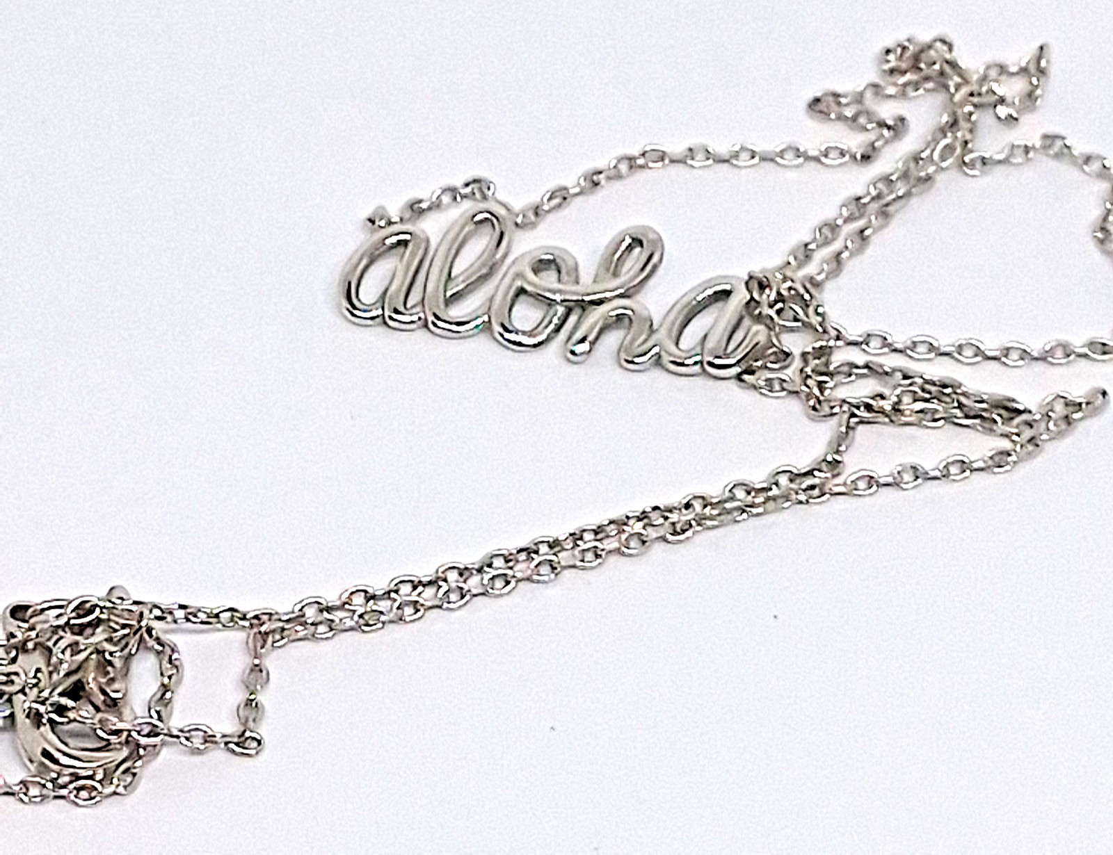 Sliver Tone Hawaiian “Aloha” Scroll Word 16 Inch Necklace