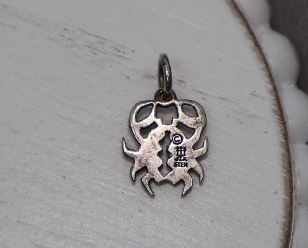 Retired James Avery 925 Scorpio Scorpion Zodiac Charm 1.20G / 0.7in