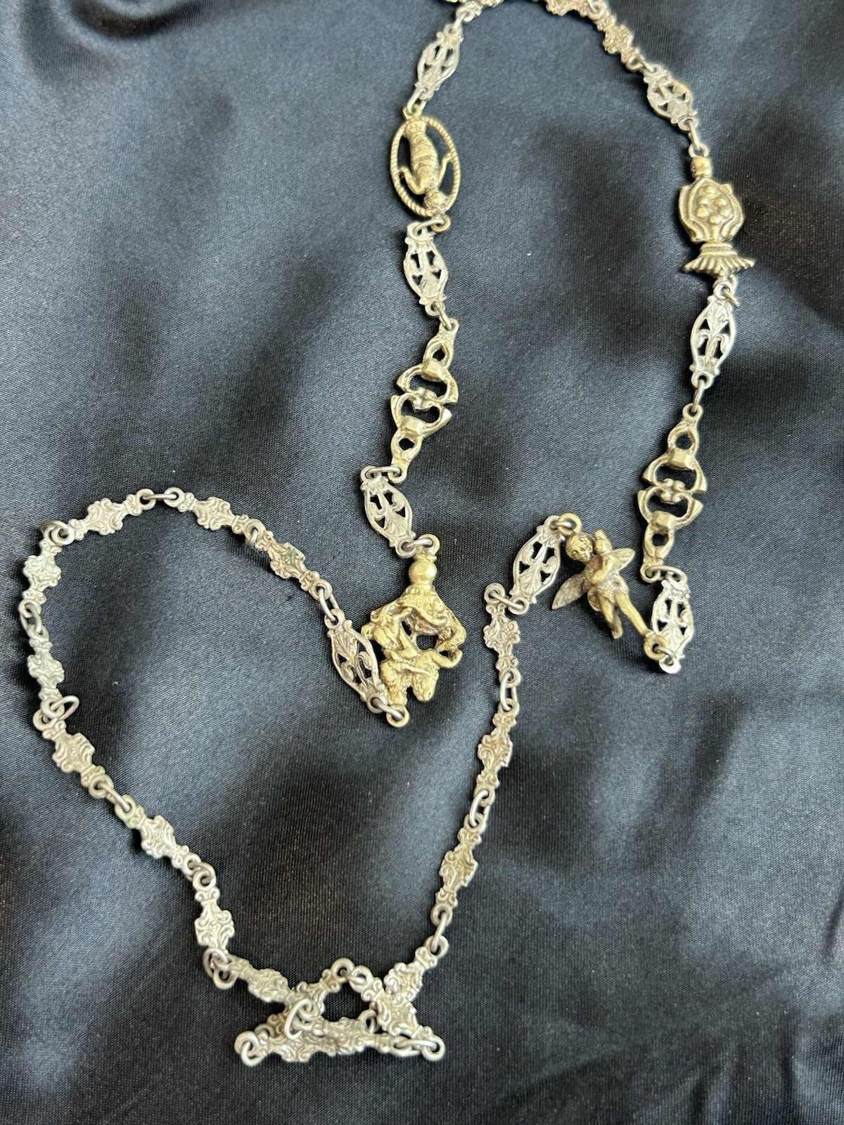 Antique Unsigned Peruzzi? 800 Silver Roman Renaissance Revival 33″ Necklace Muff
