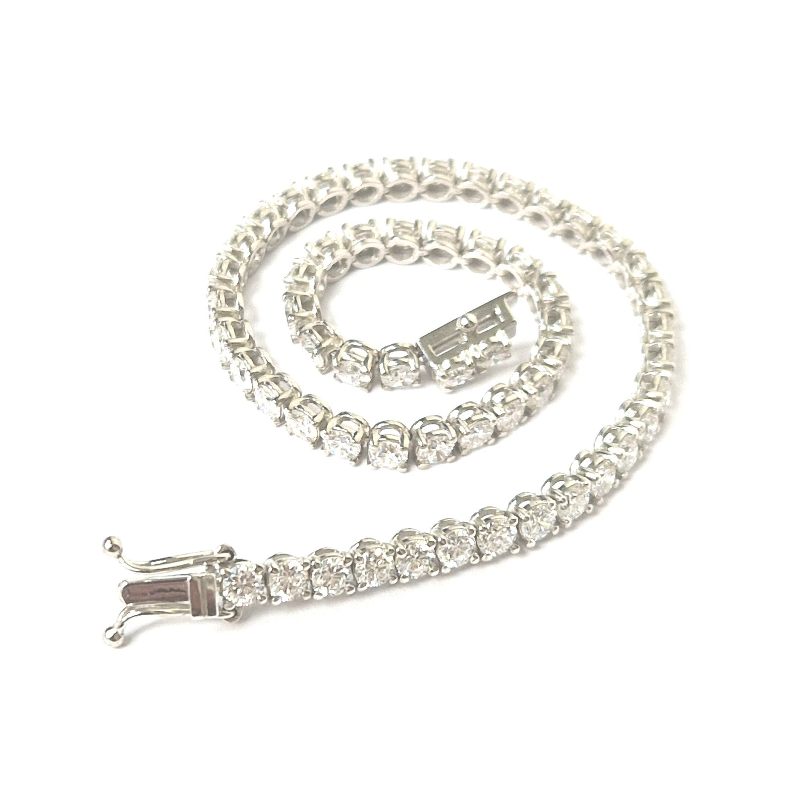9ct White Gold Bracelet 6.15ct Lab Created Diamond 19cm Long 3.1mm Width 8.1g