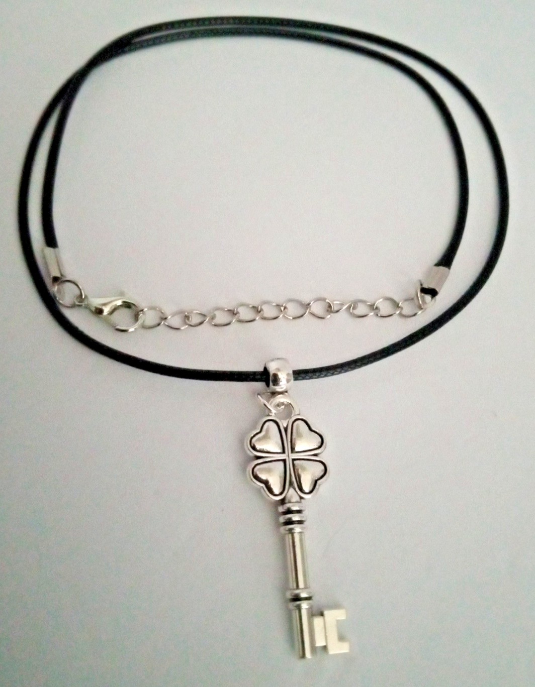 4 Leafed Heart Clover Shaped Skeleton Key 18″ Adjustable Necklace NEW!