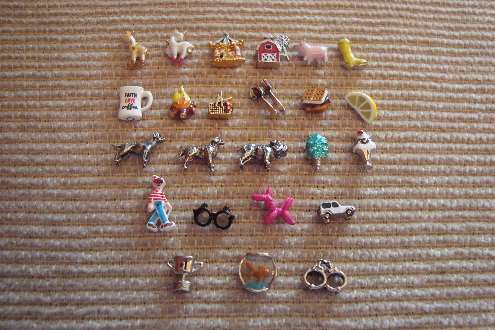 Authentic Origami Owl “Your Choice” of Charms (some HTF) “New” C4 A