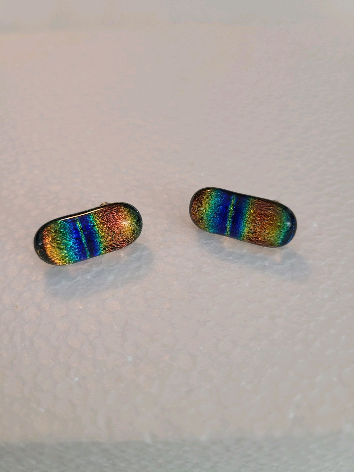 BEAUTY! 🌈 RAINBOW STRIPED DICHROIC ART GLASS PIERCED EARRINGS PRIDE