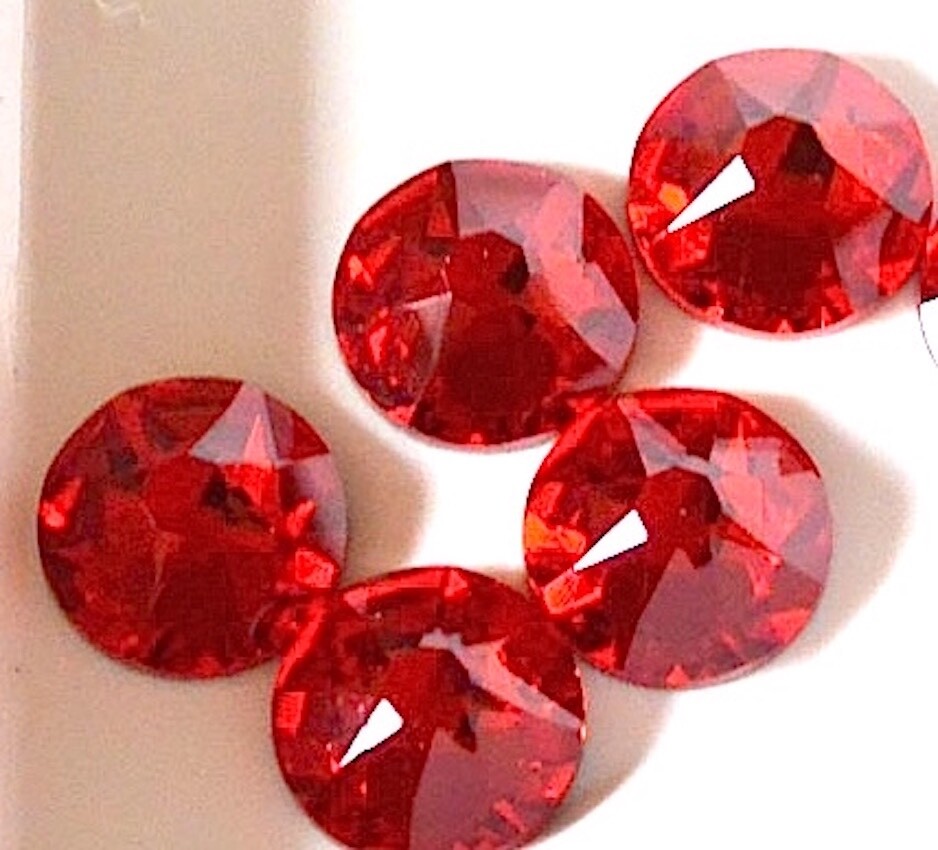 LIGHT SIAM Red 12ss 3mm IHC Austrian 2088 Crystal Flatback Rhinestones 144 ss12