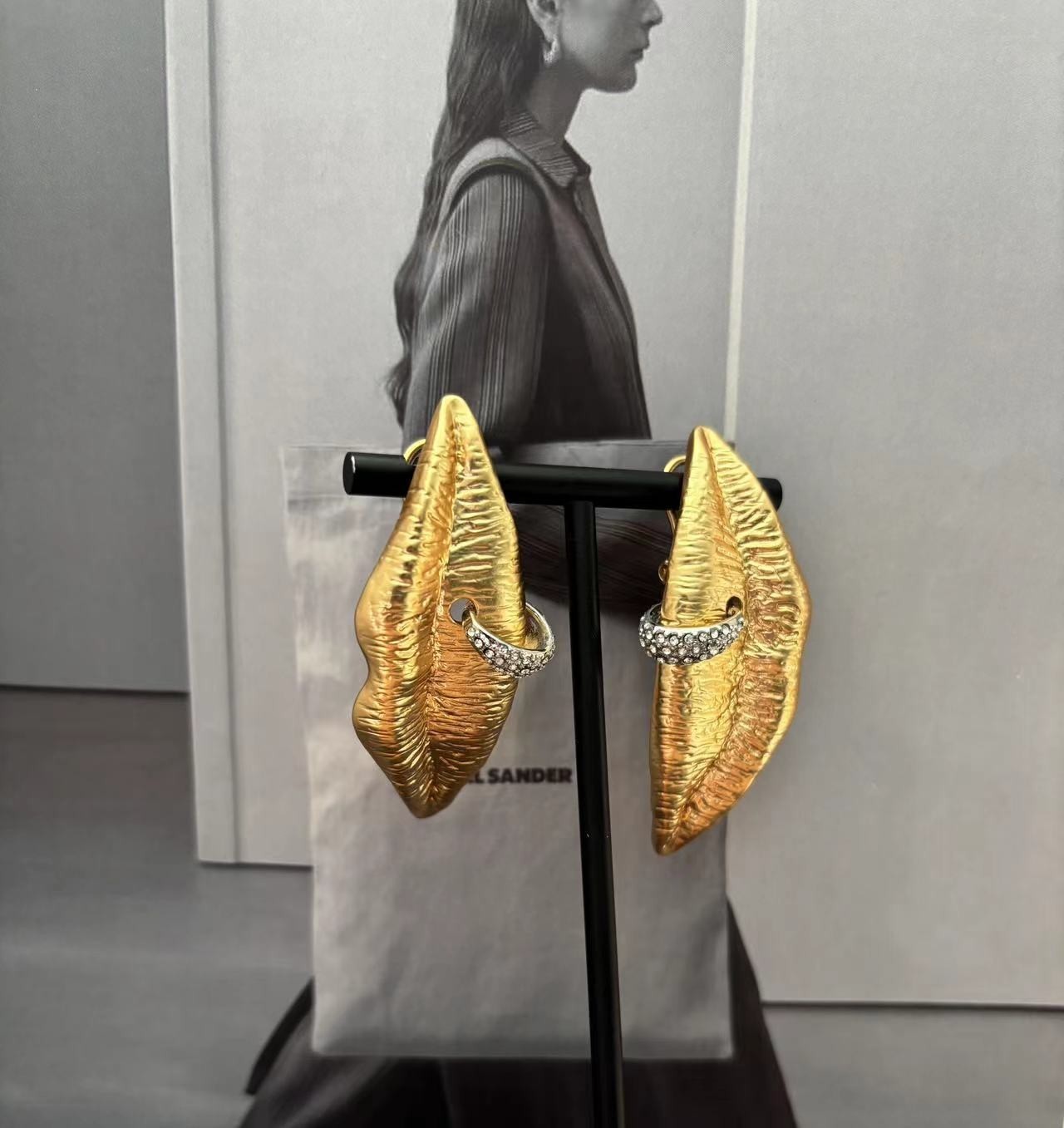 High Quality Mouth Rhinestone Gold Silver Earrings Gift