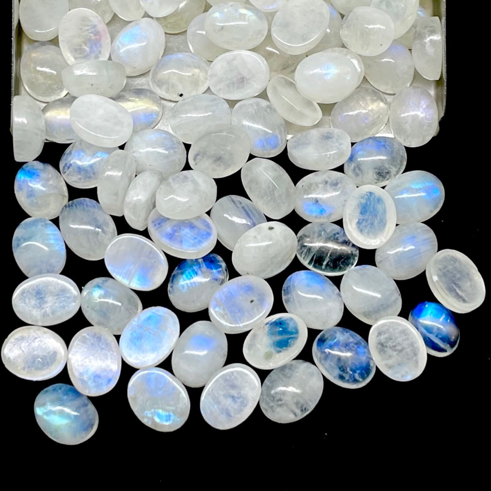50 Pcs Natural Rainbow Moonstone 9x7mm Oval Blue Shines Cabochon Gemstones Lot