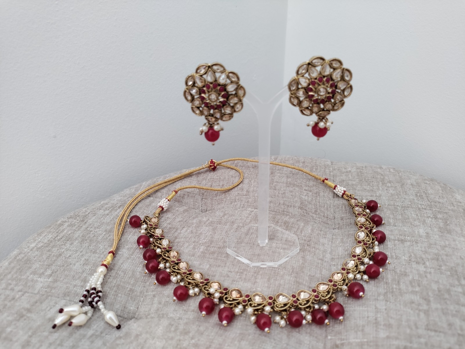 Bronze Gold and Berry Red Kundan Jewellery Set – Lightweight and eye catching