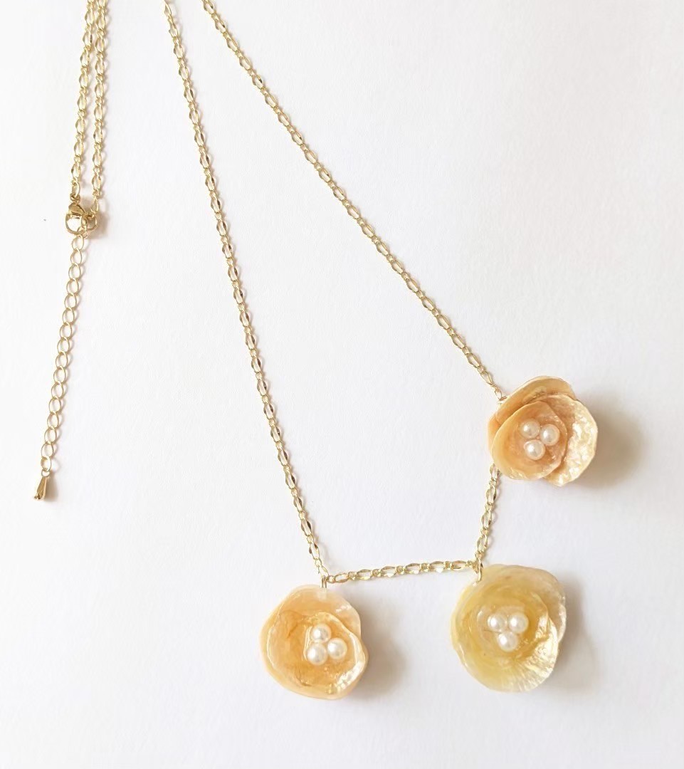 Handmade Triple Shell Flower Necklace Faux Pearl Gold Tone Boho Yellow Orange