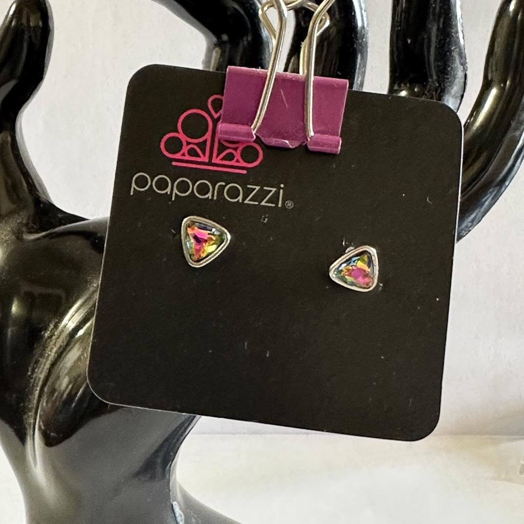 Paparazzi Pink studs earrings New with tags.RS5-06
