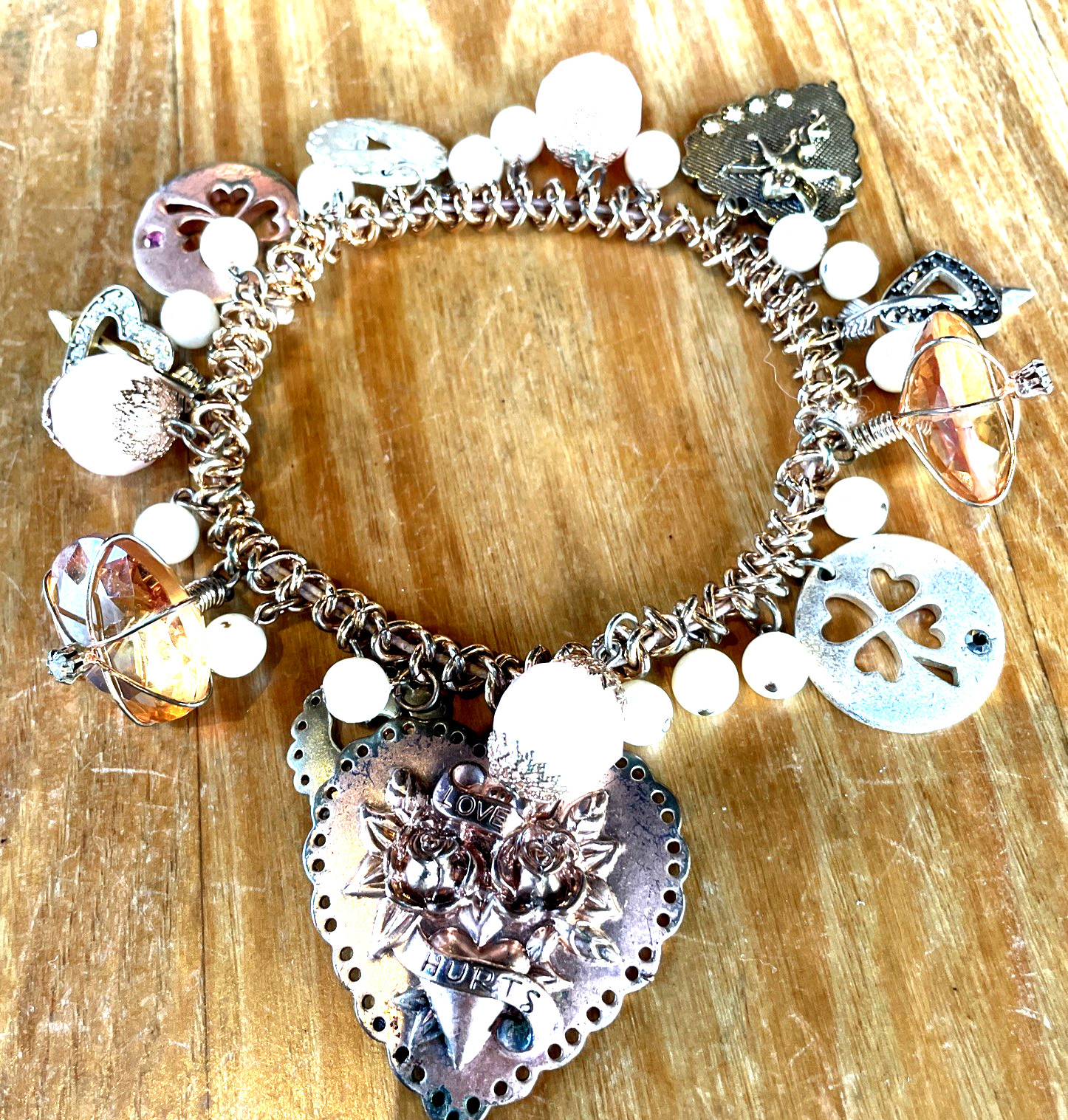 Rare Betsey Johnson Love Hurts Stretch Bracelet Roses Heart Clover Charm