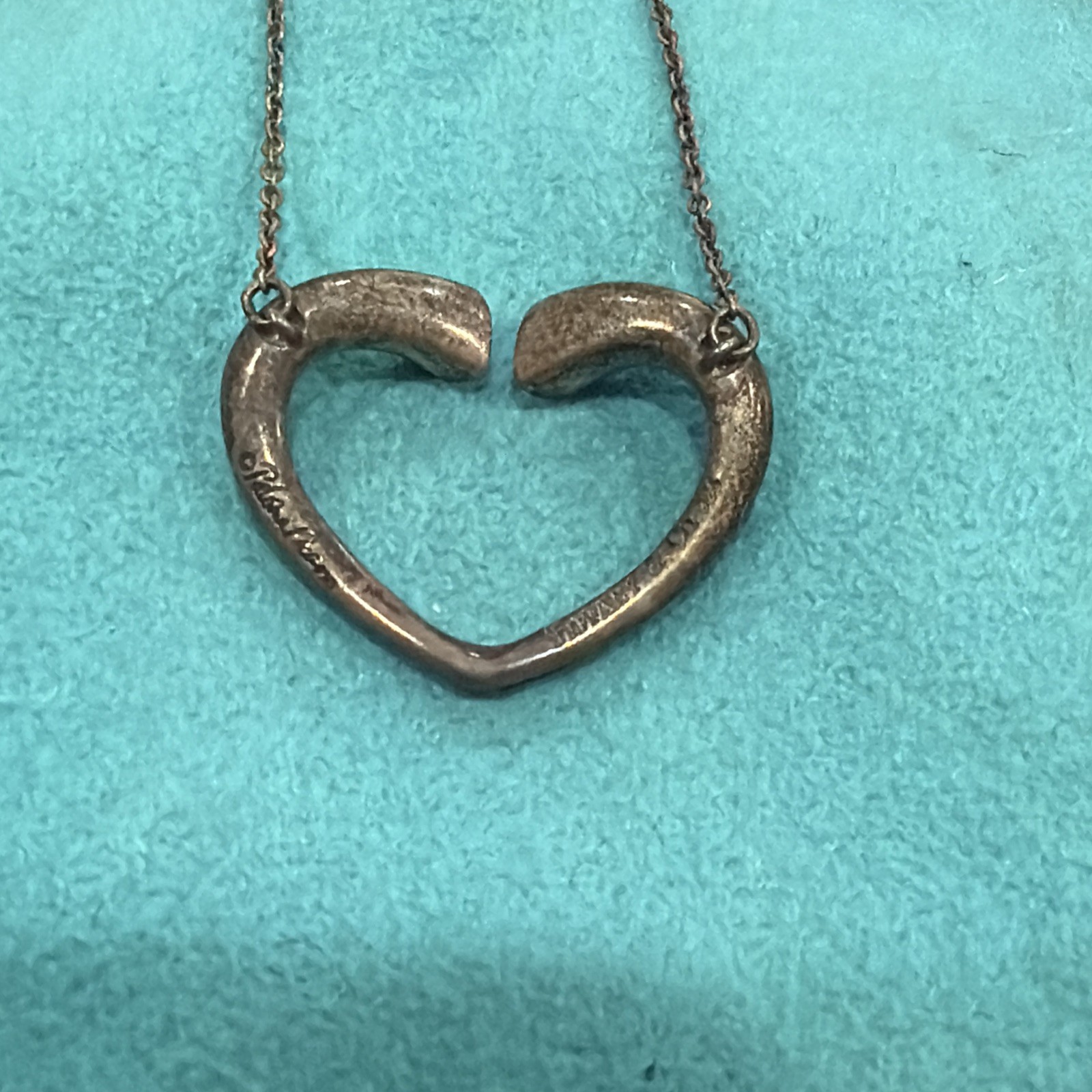 Tiffany & Co. Paloma Picasso Tenderness Heart Necklace 925 Sterling Silver w box