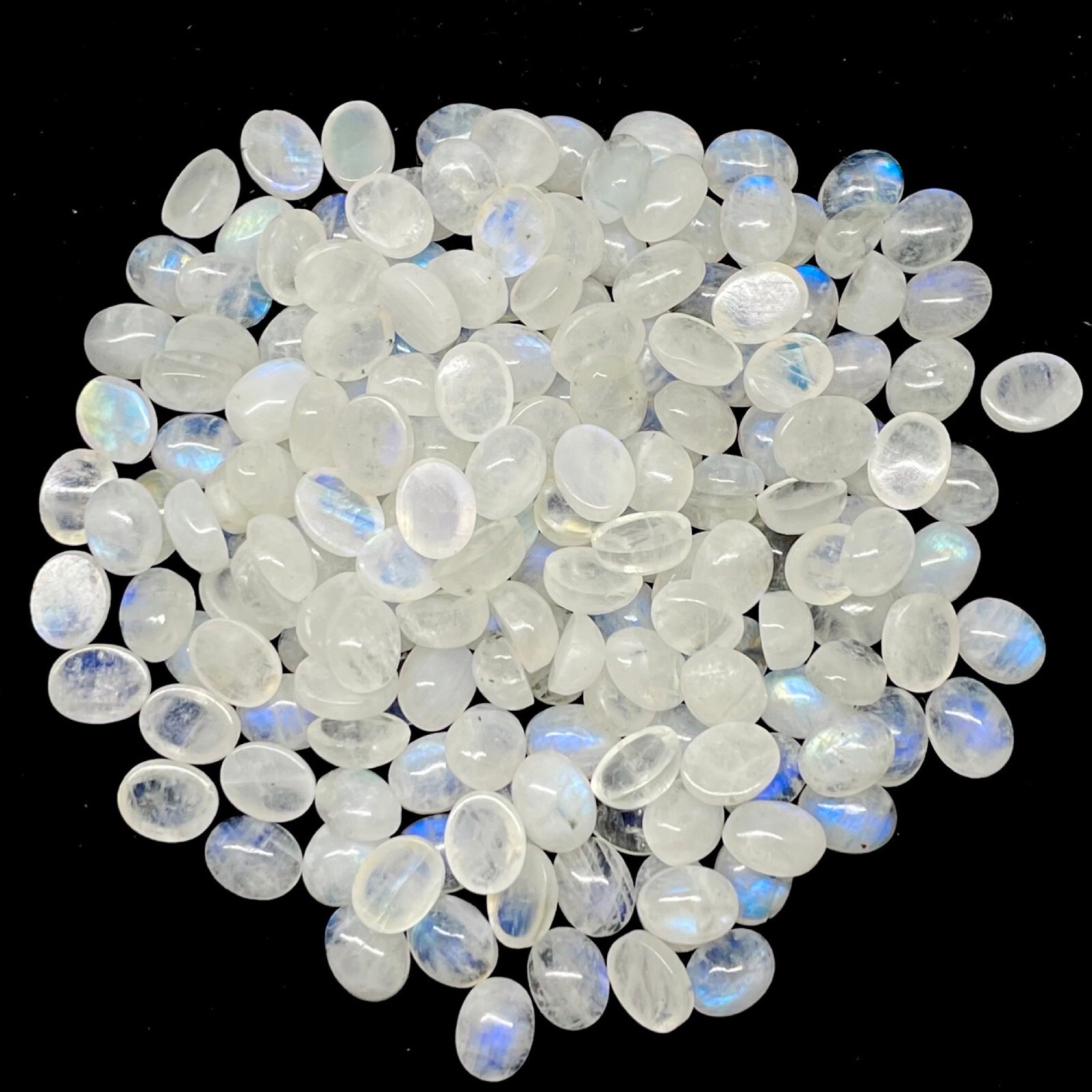 50 Pcs Natural Rainbow Moonstone 9x7mm Oval Blue Shines Cabochon Gemstones Lot