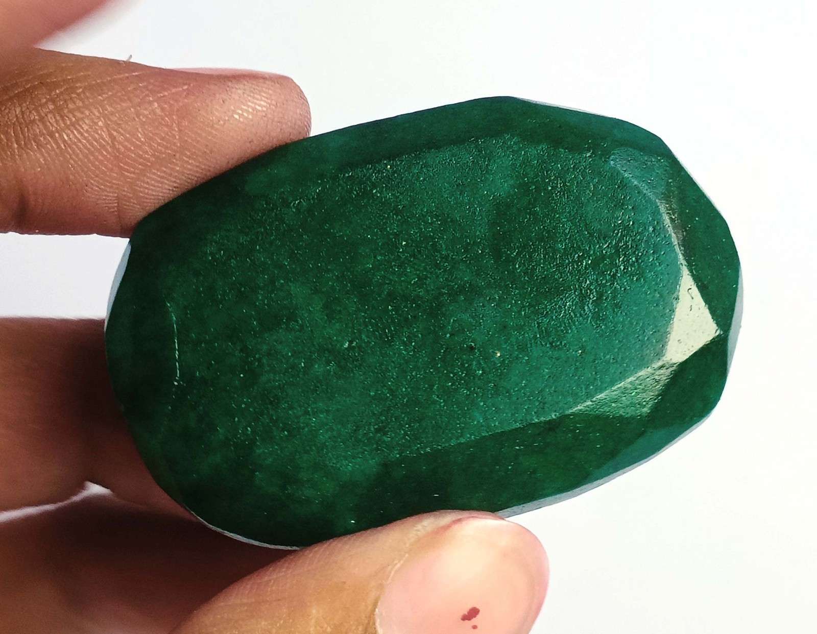Beautiful Quality Natural Green Emerald 106 Ct Oval Shape IGL Gemstone 6AHL