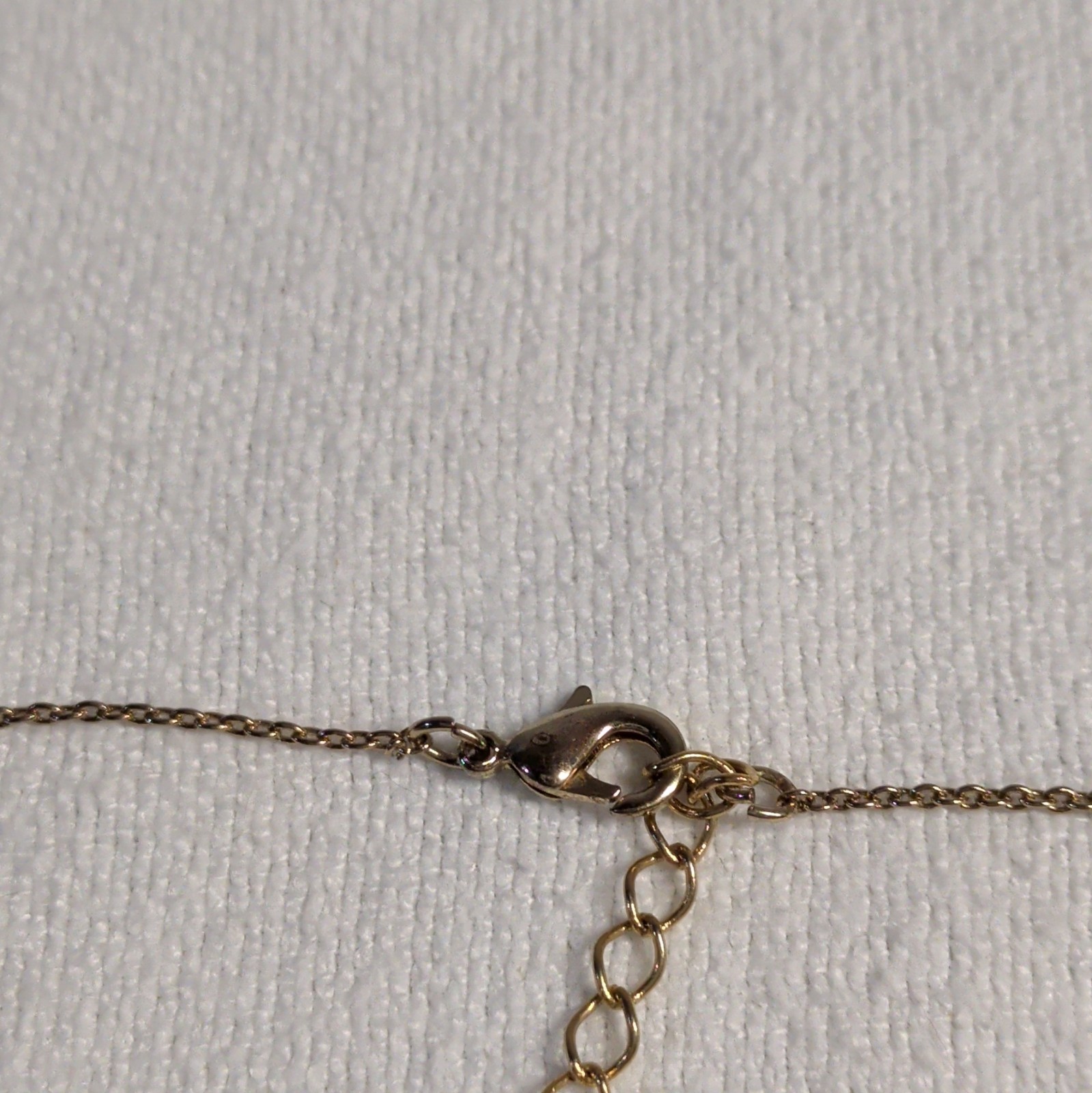 Gold Tone Metal Cable Chain Necklace Adjustable Lobster Clasp Extender