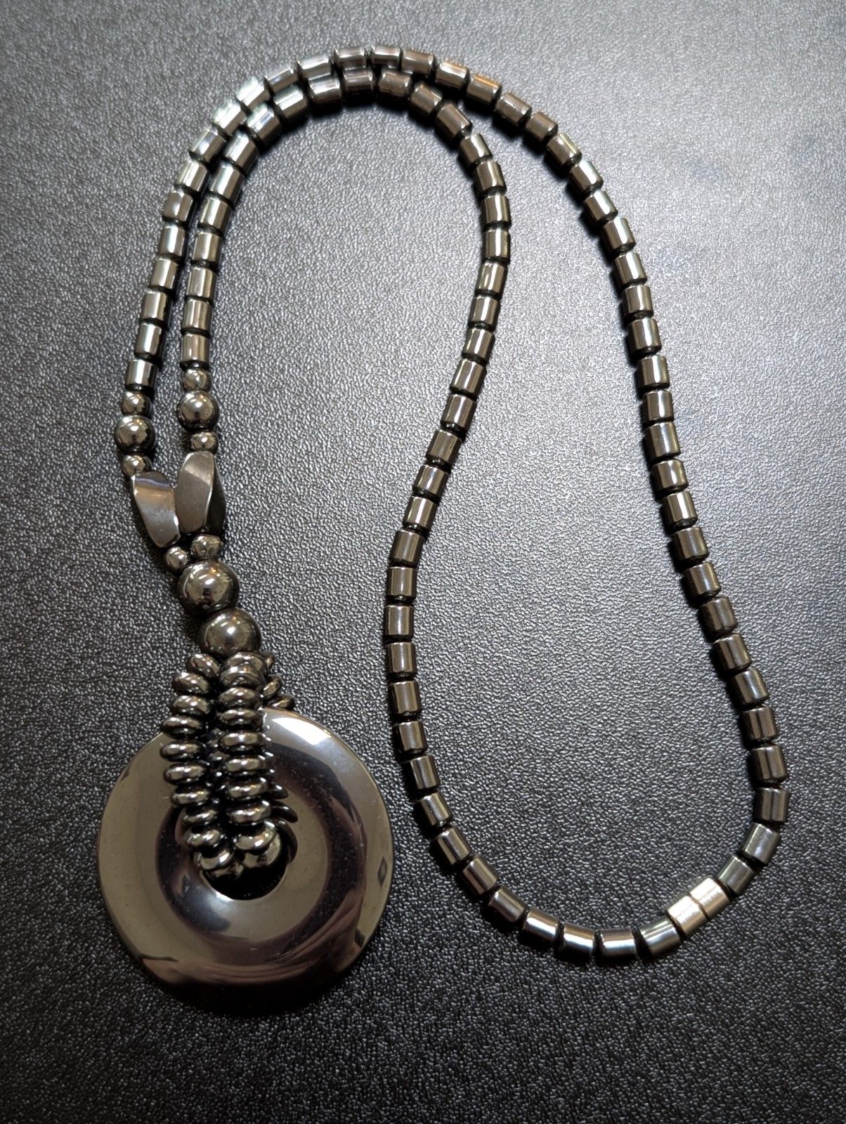 Magnetic Hematite Beaded Necklace Ring Donut Pendant Gunmetal Grey Therapy