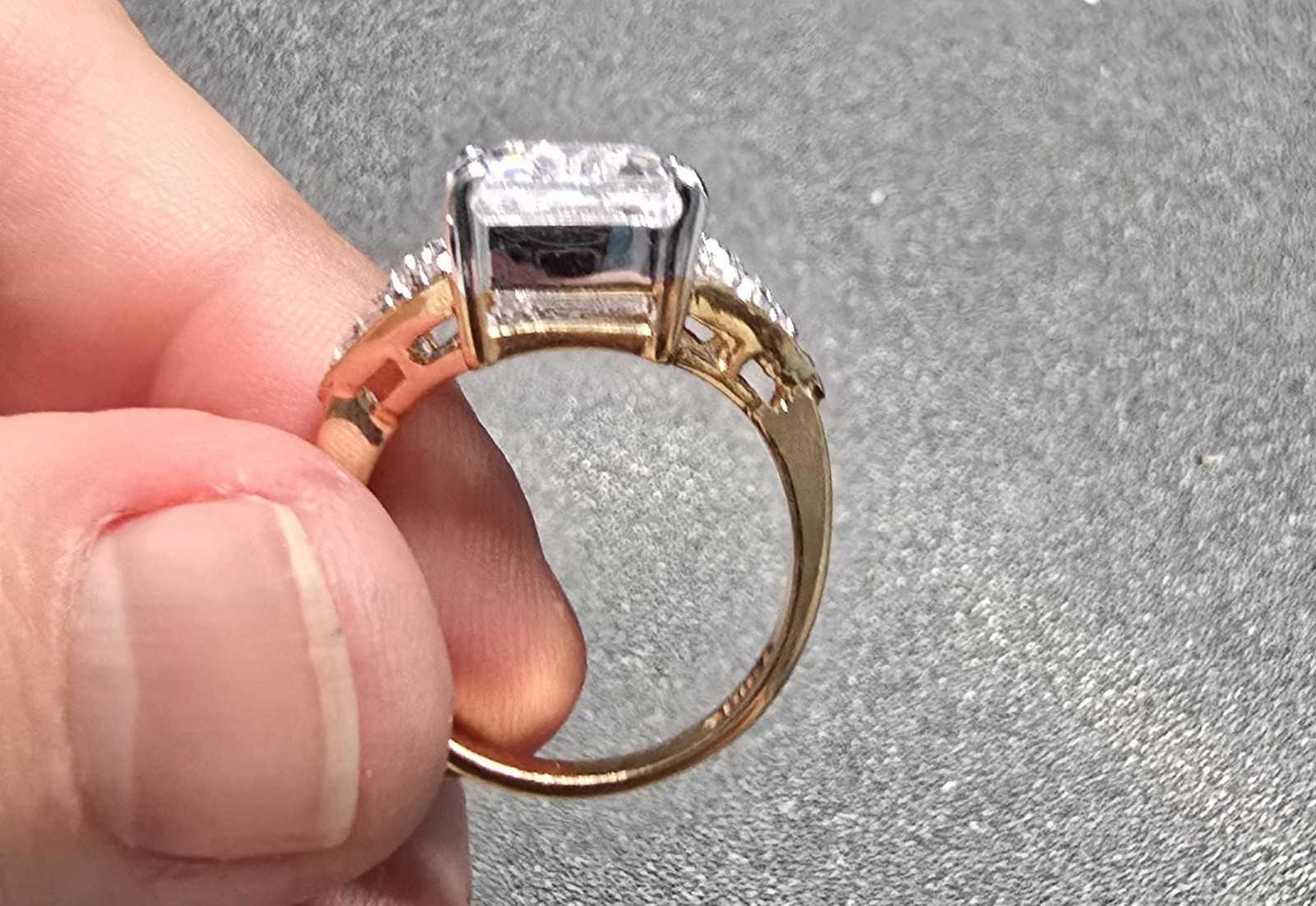 Gold Radiant Cut Diamond Cocktail Ring w/ Side Diamonds Size 7