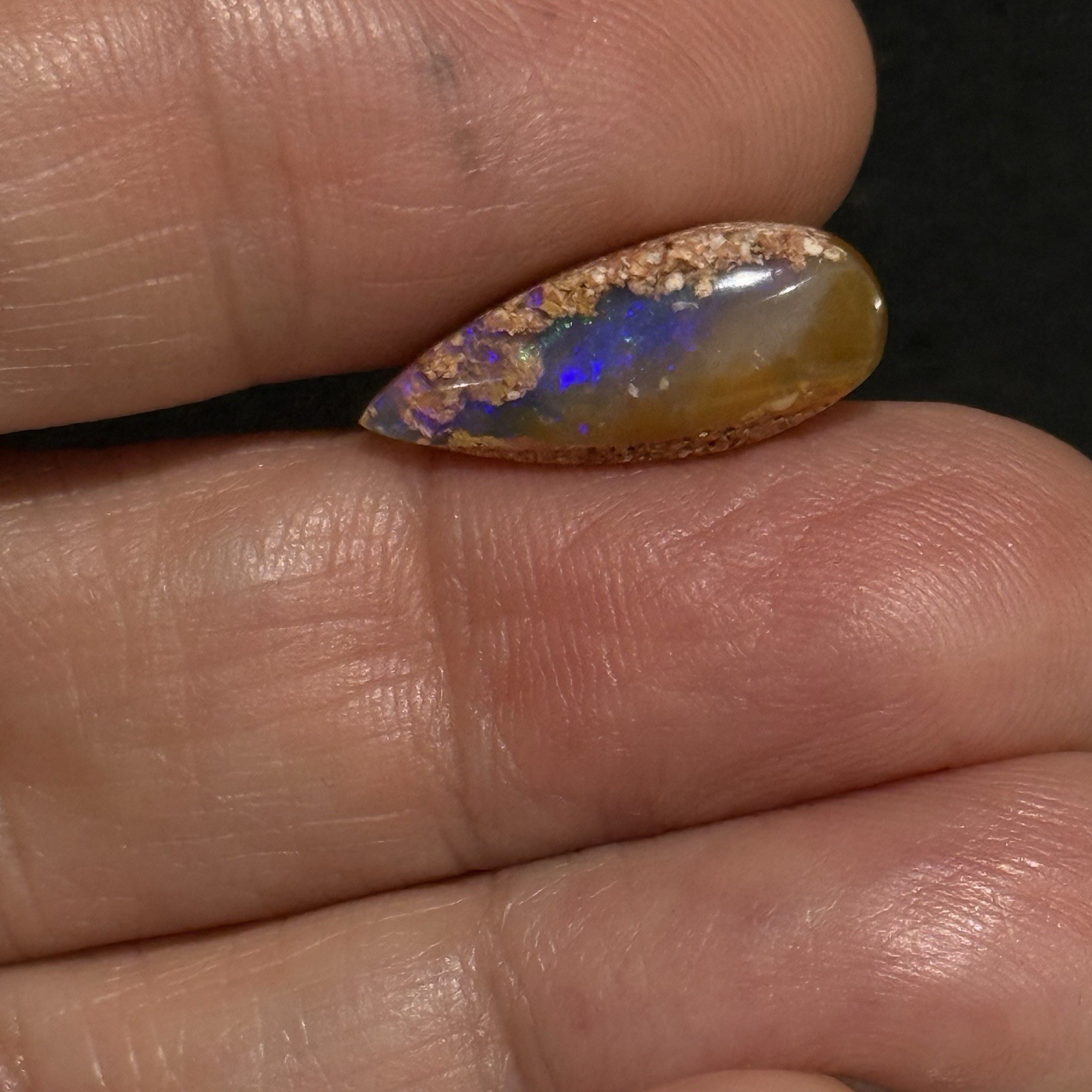 3.5ct 18.5×7.7×4.2mm Purple Crystal Pipe Australian Boulder Opal Cabochon Gem