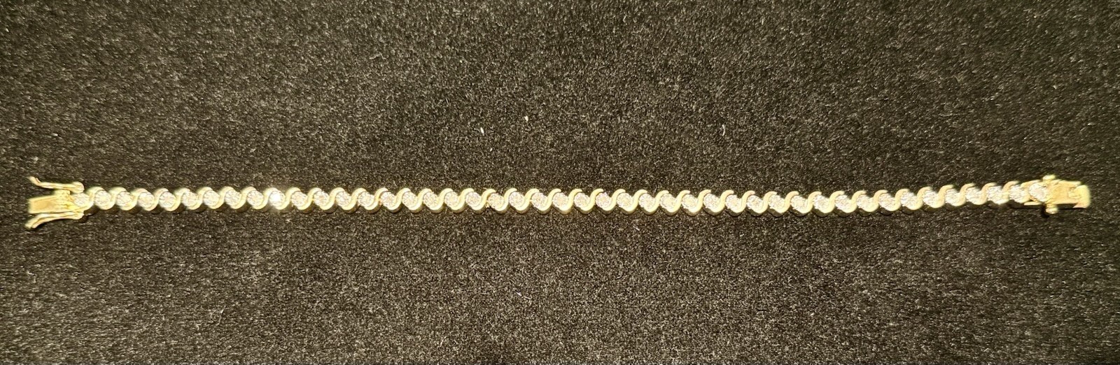 Approx 2.00 Carat Total Weight Sterling Silver “S” Tennis Bracelet