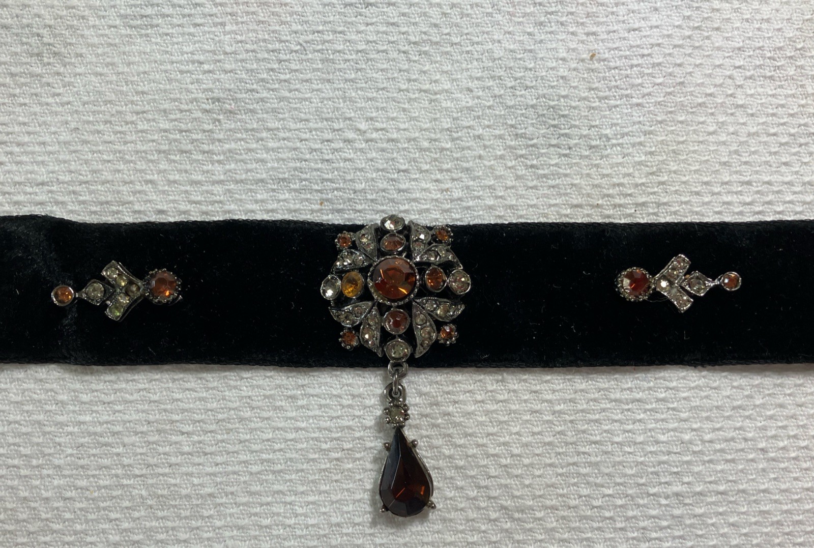 Arthur Pepper Signed ART Choker Necklace Black Velvet with Gun Metal Accents