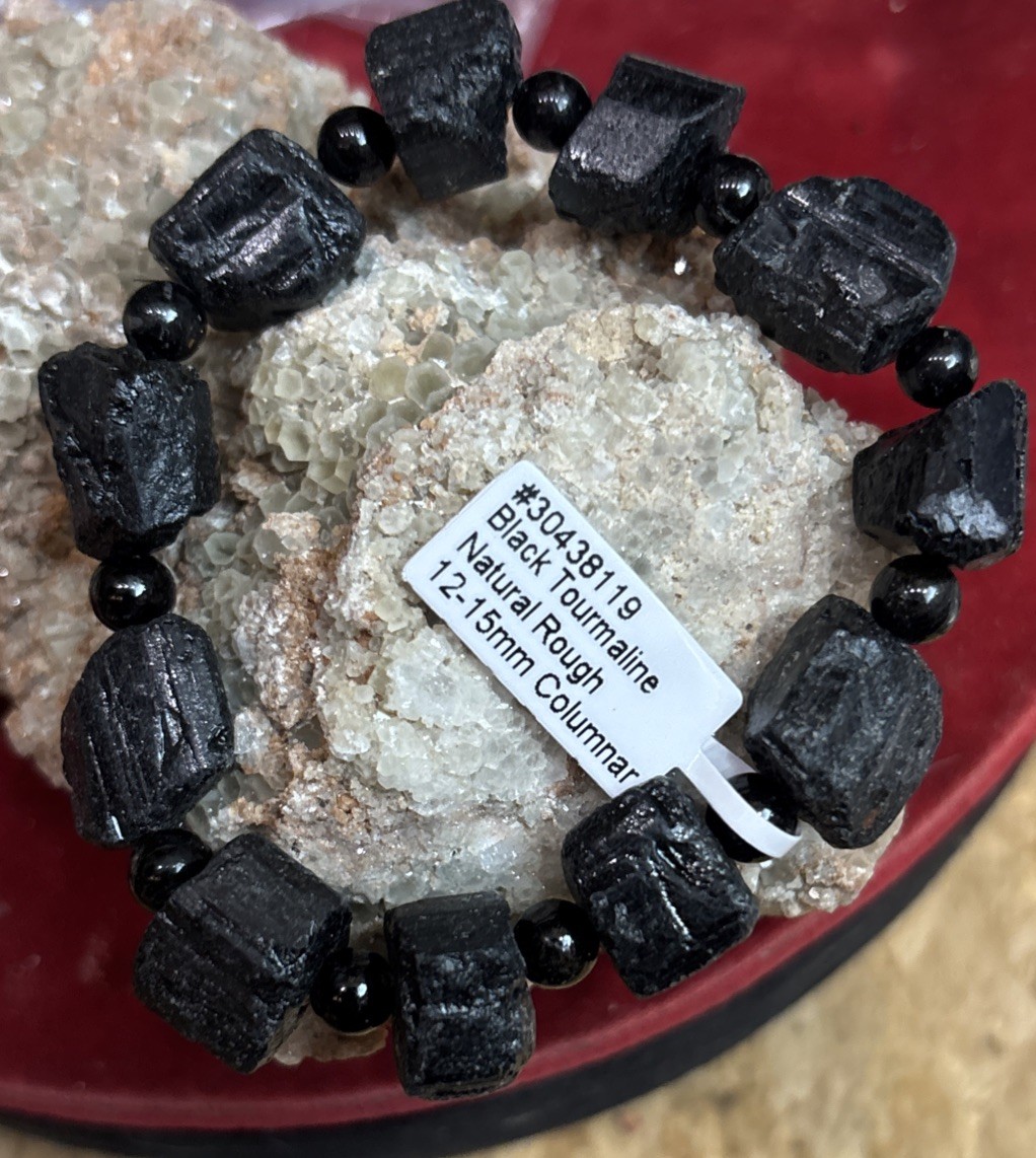 Rough Black Tourmaline 12-15Mm Stretch bracelet