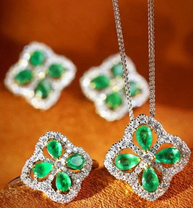 5pc Gold Plated StainlessSteel Four Leaf Clover Flower Necklace Set Tarnish Free