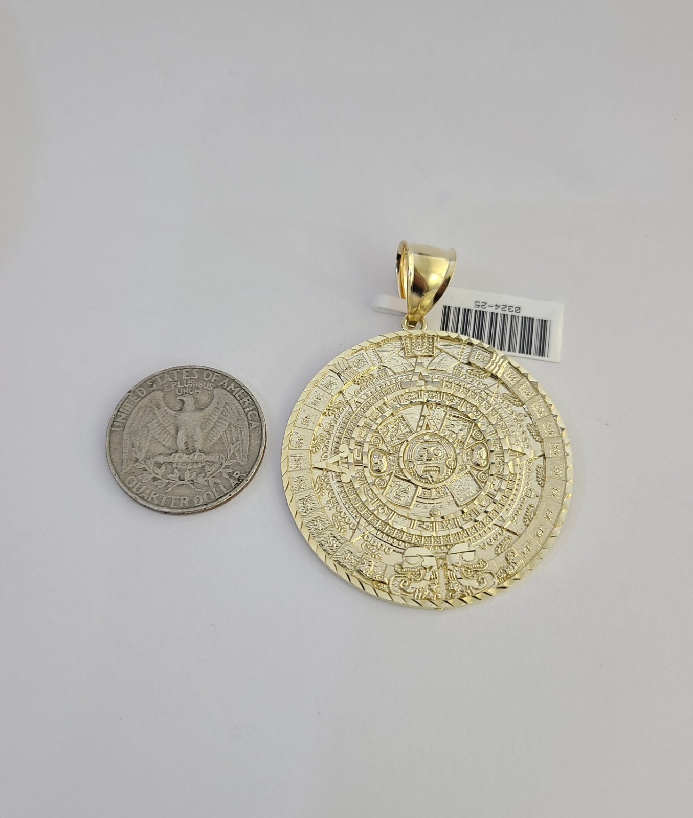 SOLID Real 10kt Charm Pendant Aztec Mayan Calendar Round Yellow Gold