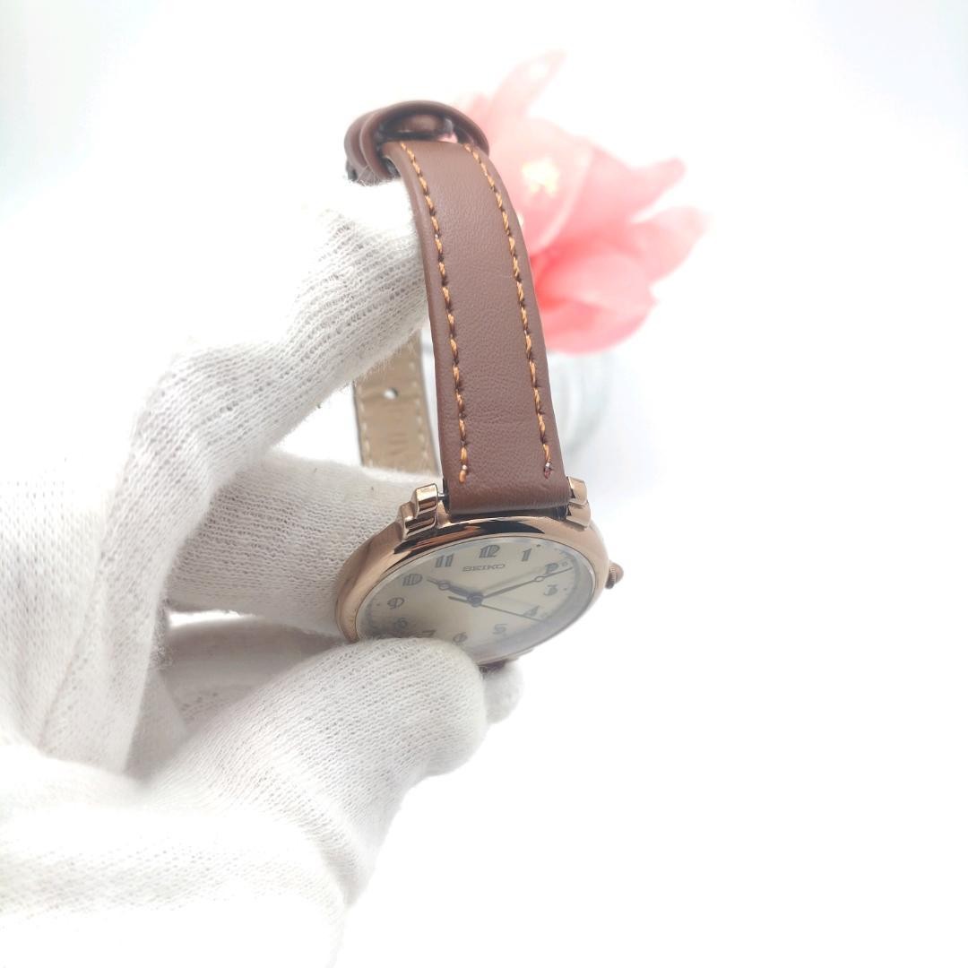 “Working Condition” Seiko Round Quartz Wristwatch for Ladies (Manageme