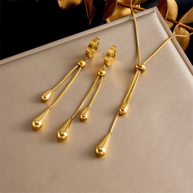 Gold Tone Long Drop Dangle Jewelry Set Necklace & Matching Earrings