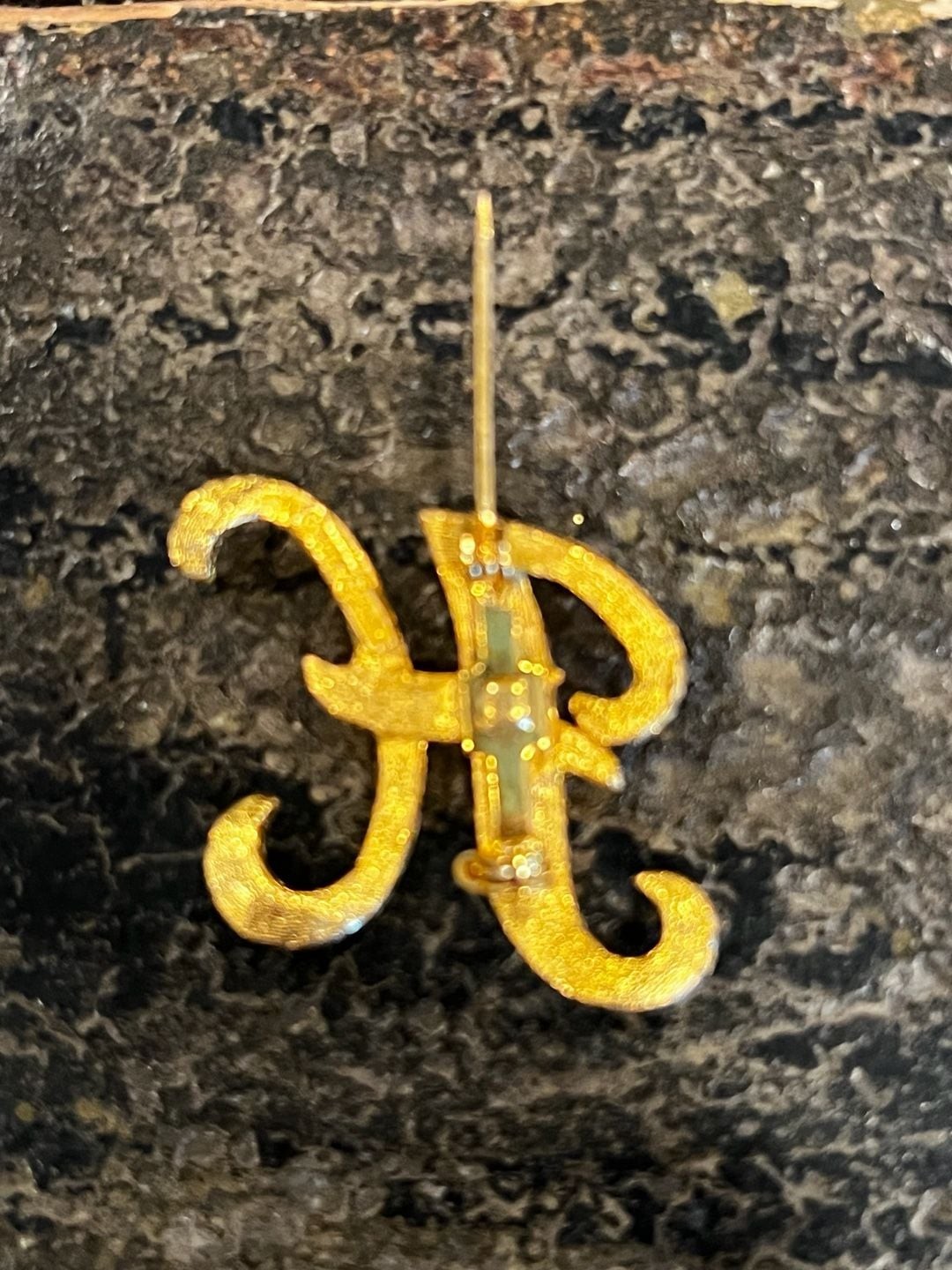 Vintage Mamselle Textured Gold-Tone Initial H Pin Brooch