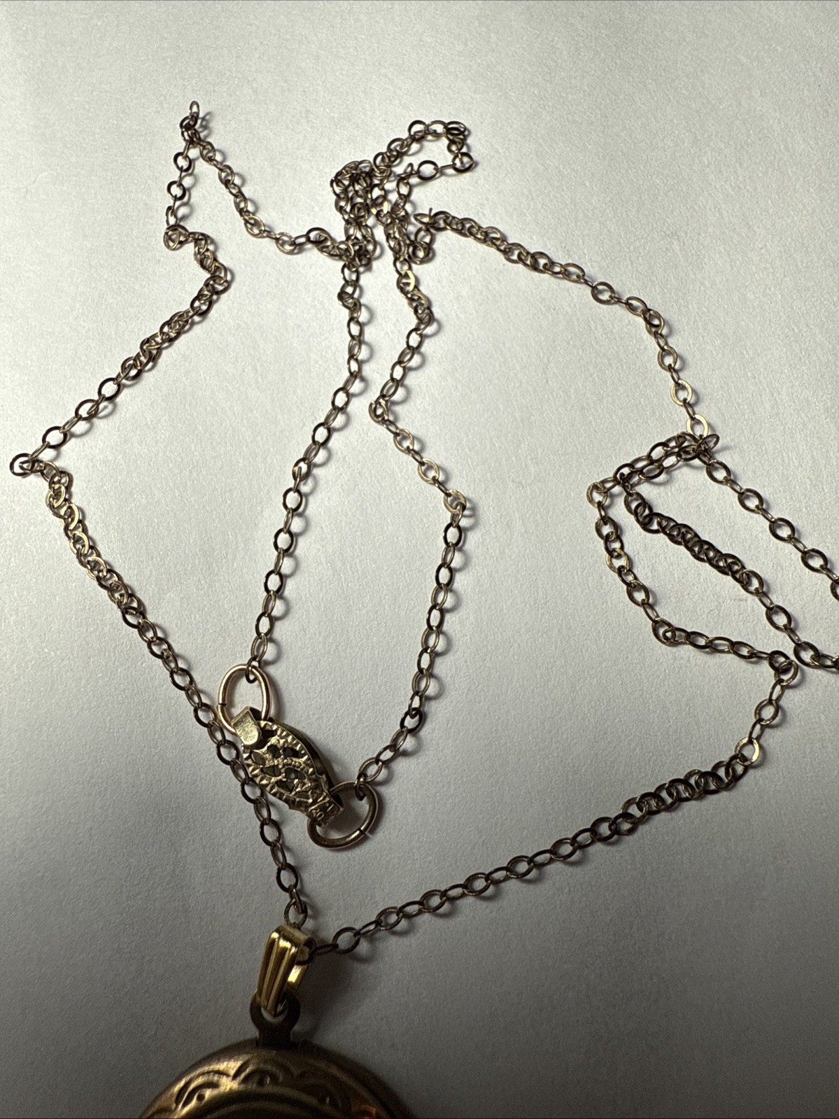 Necklace Pretty Locket Gold Filled ? Victorian Pretty Lady 100 Years Left Facing