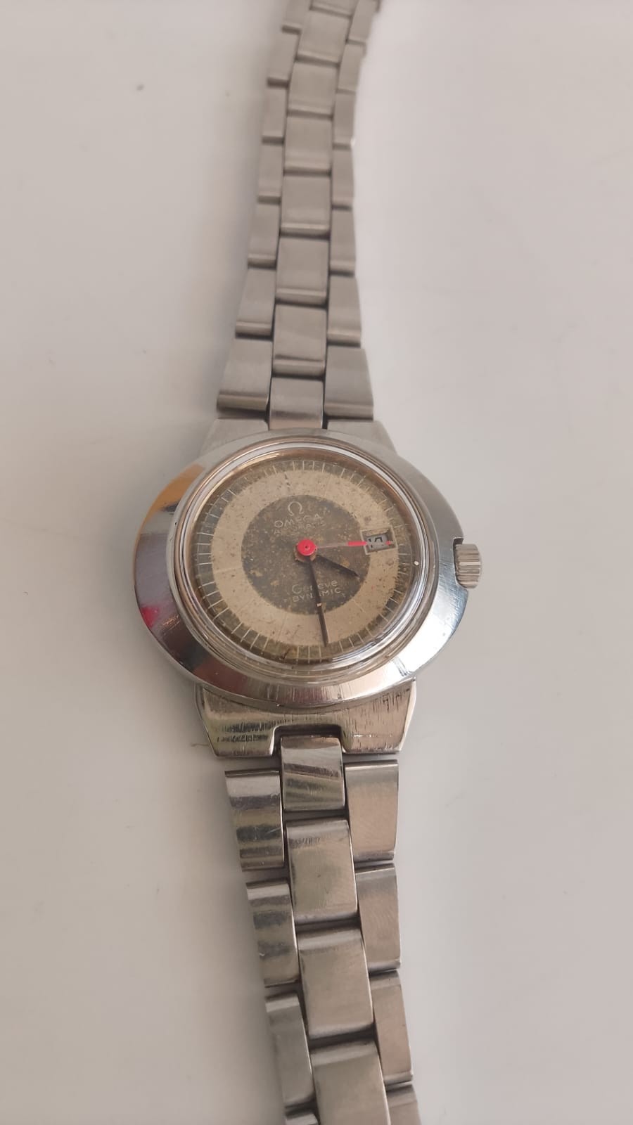 Omega Genève Dynamic