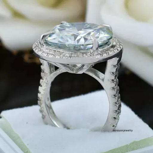 2.00Ct Round Cut Lab Created Diamond Halo Wedding Ring 14K Gold Plated Silver
