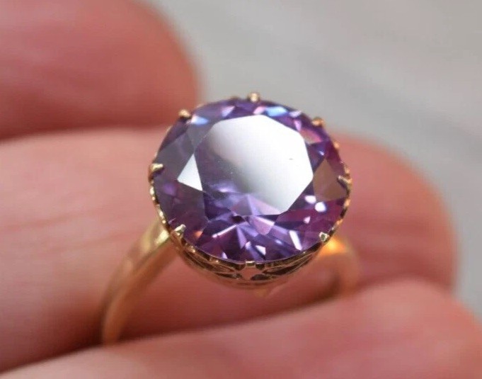 Antique 14K Gold 12.0 Ct Color Change Purple Sapphire Solitaire Ring sz 8.5