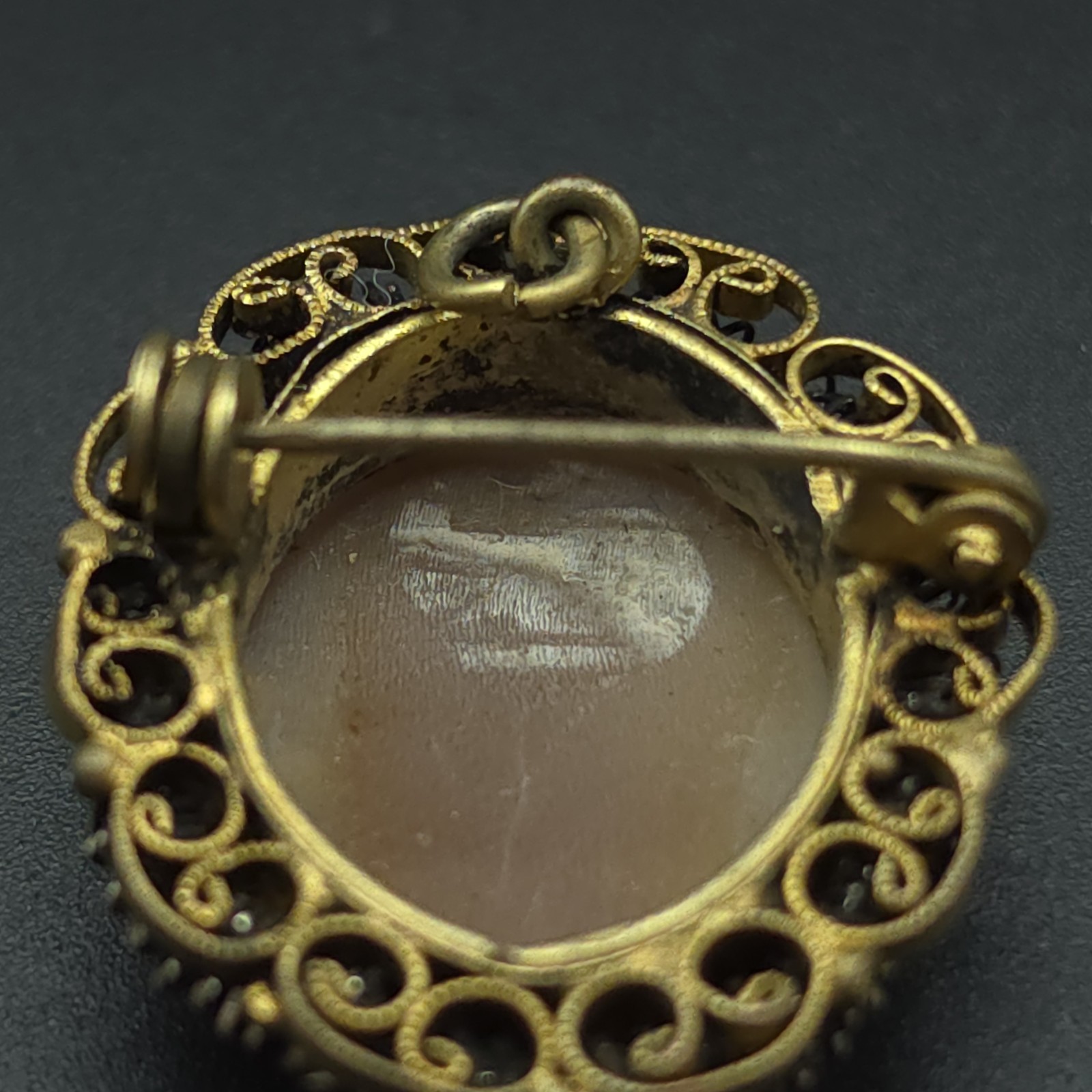 Antique Edwardian Carved Shell Three Graces Cameo Pendant Brooch Gilt Filigree