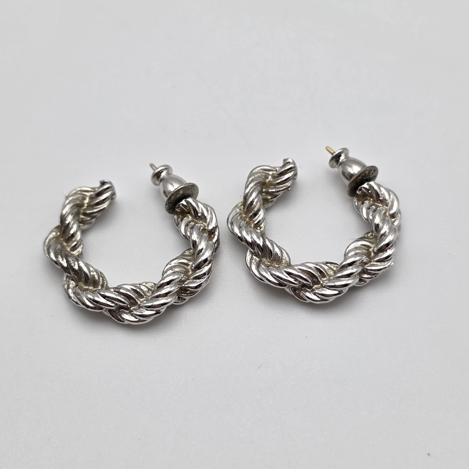 Monet Silver Tone Twisted Rope Chain Hoop Pierced Earrings 24mm Vintage