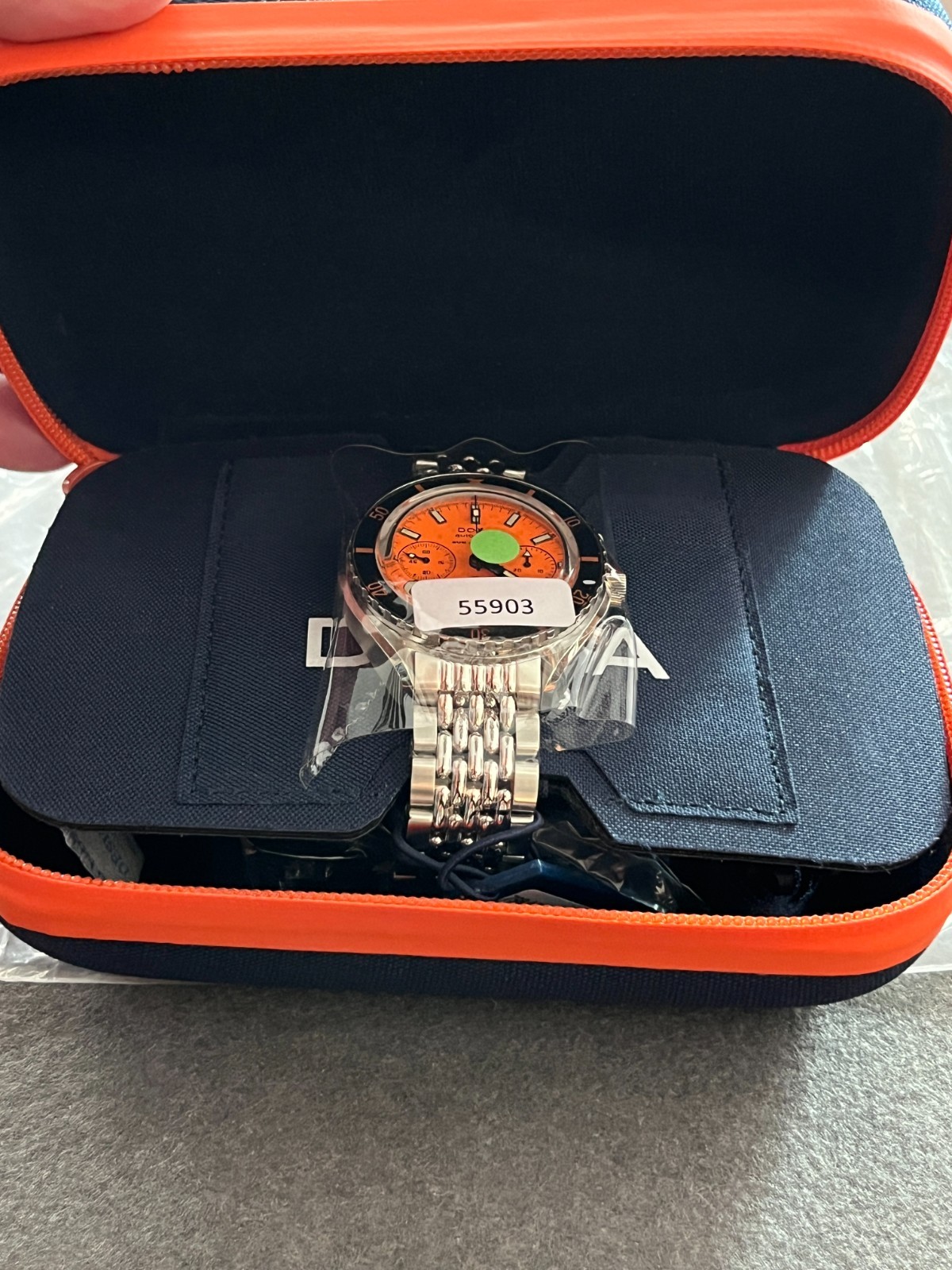 Doxa SUB 200 C-GRAPH Professional Chronograph – Brand New In Box – Unworn