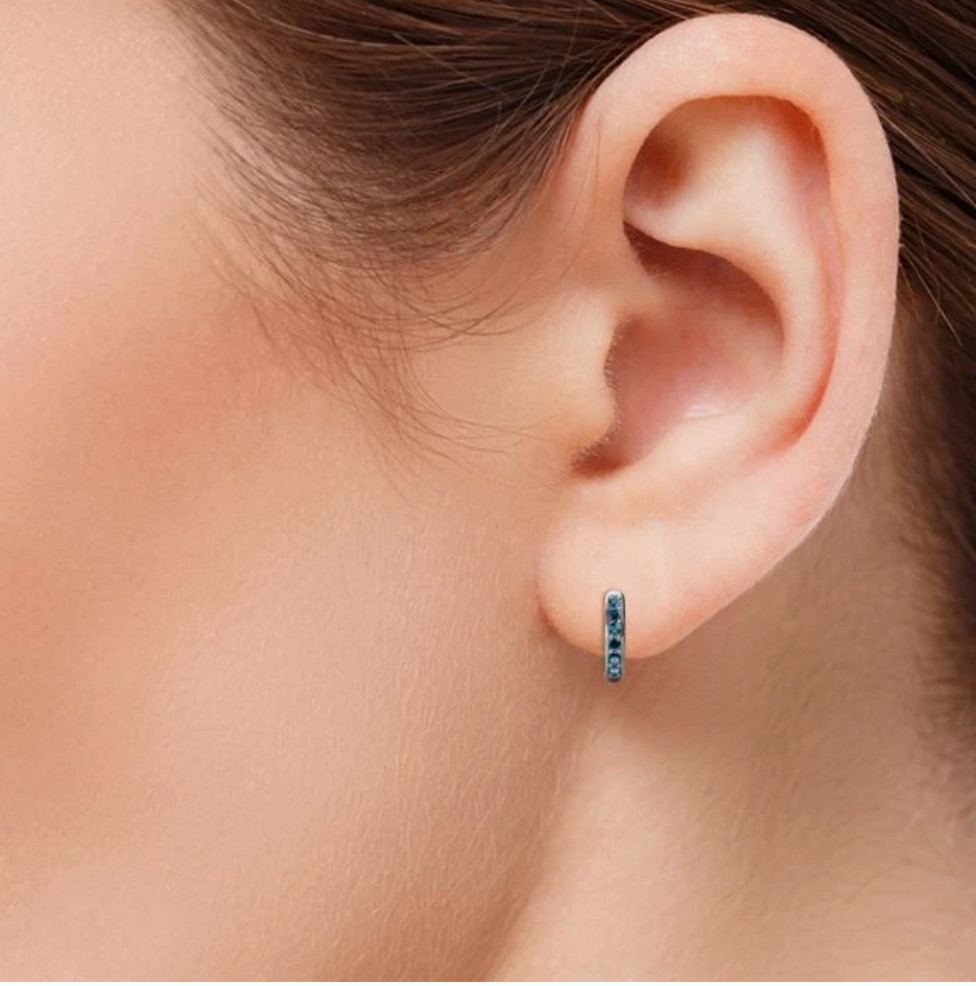 Round Petite Blue Diamond Huggies Hoop Earrings 0.30ctw 14K White Gold JP:12527