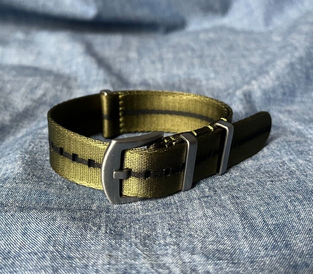 WISCASSET WATCH STRAPS Silky Sturdy Seatbelt One-Piece Military Watch Strap