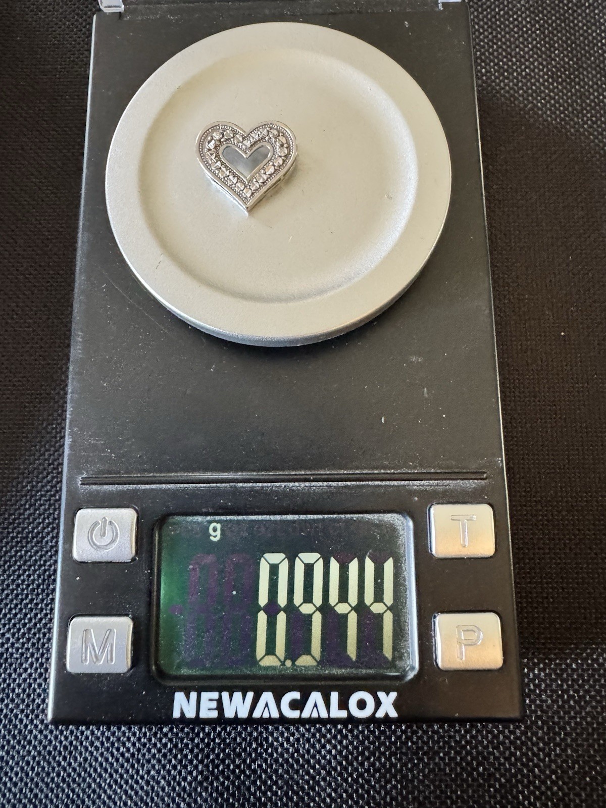 18”, 14K White Gold Box Necklace With 10k White Gold Heart Pendant 2 Grams Total