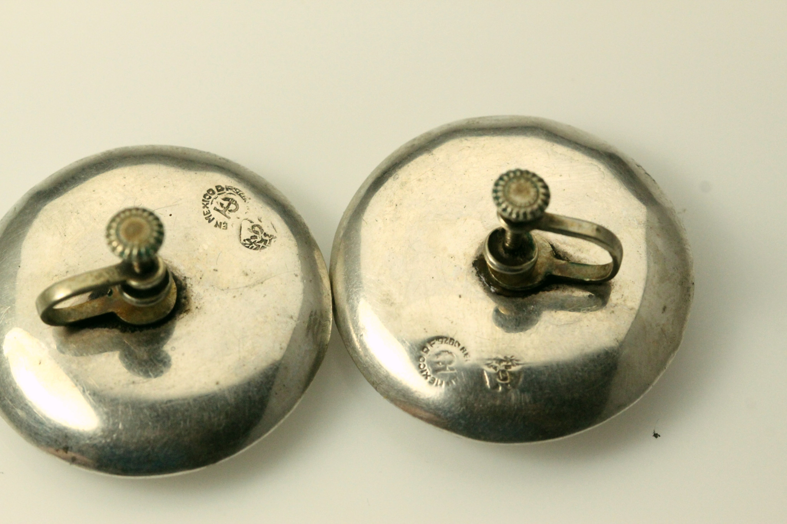 925 Sterling Silver Puffy Round Non Pierced Screw Back Earrings 14.2g (EAR1600)