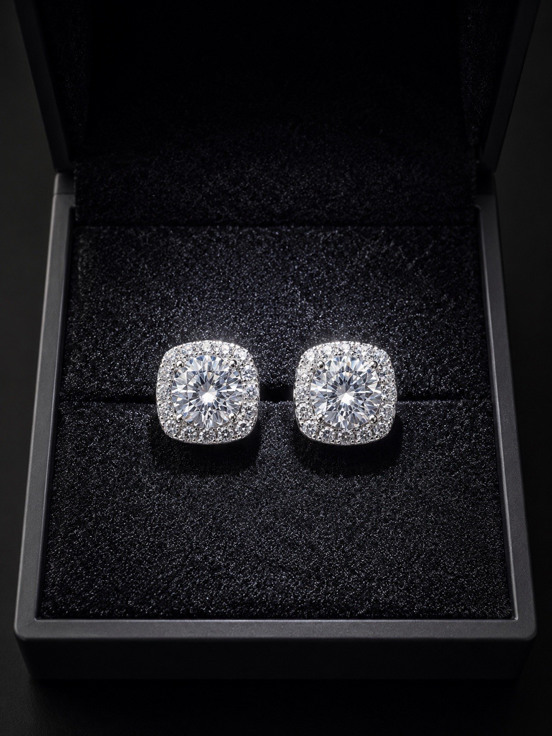 GRA Certified 2.0CT TW Moissanite Halo Stud Earrings 925 Sterling Silver