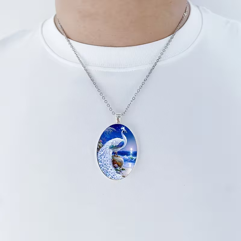 Peacock Beauty Oval Jewelry Vintage Silvery Gothic Bird Pendant Necklace B