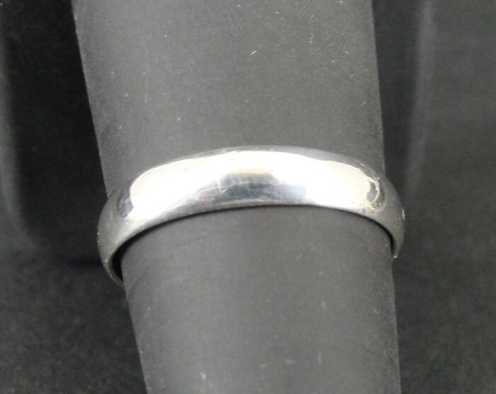 Ring Silver Band Smooth Simple Stackable 925 Sterling Size 7.5 Band Ring