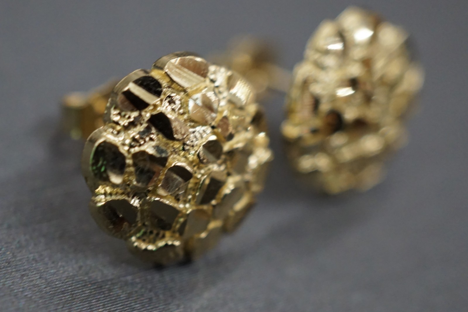Real 10K Solid Yellow Gold 11.5MM Diamond Cut Round Nugget Stud Earrings.