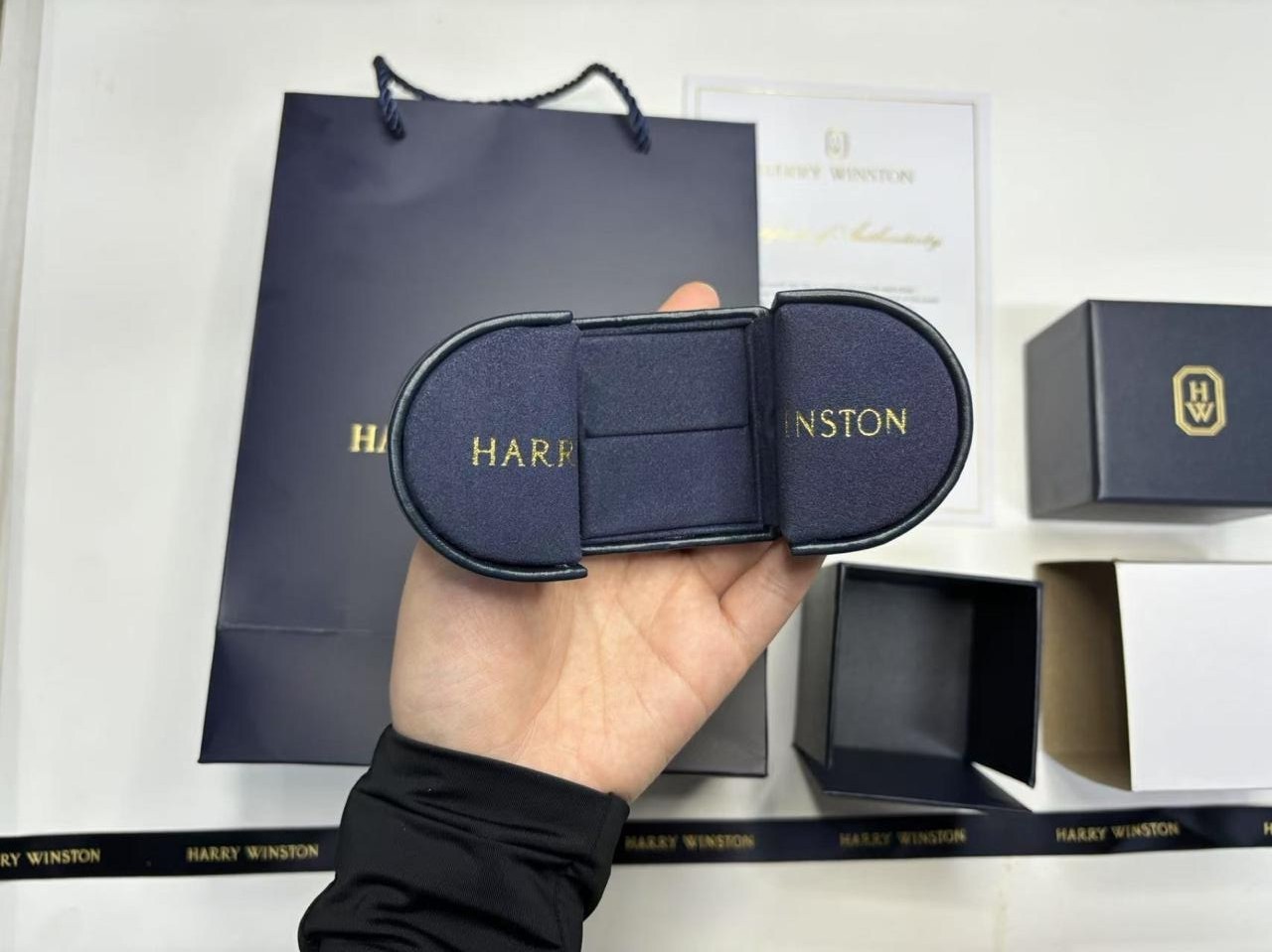 Harry Winston Genuine Ring case Jewelry Navy Leather empty case Gift Box